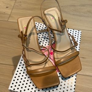 NWT camel leather strappy heel. Size 6.5. 1.5 inch heel.